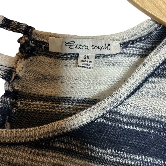 EXTRA TOUCH Faux Lace-Back Detail With Drop-Back Striped Sweater - Picture 4 of 7